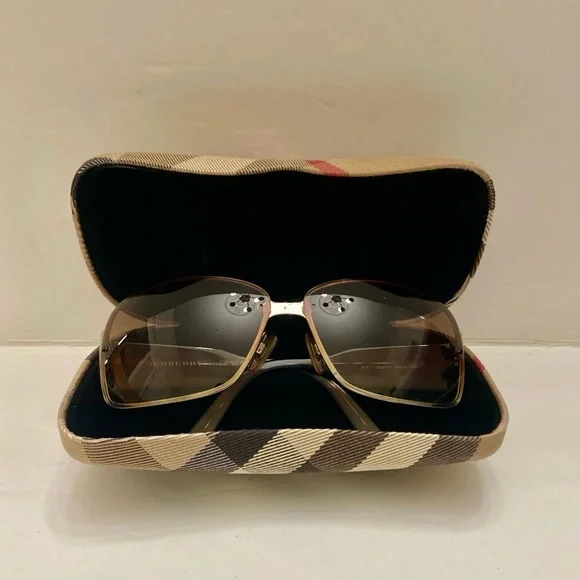 Burberry, Italy, Brown Tortoise 3-C1 1002/13 65-12 125 Women display picture 1